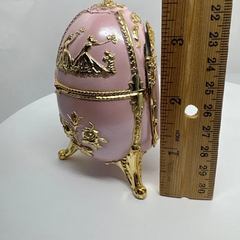 Ornate Pink Egg Picture Frame Trinket Box Goldtone Ornate Rococo Music Box Japan